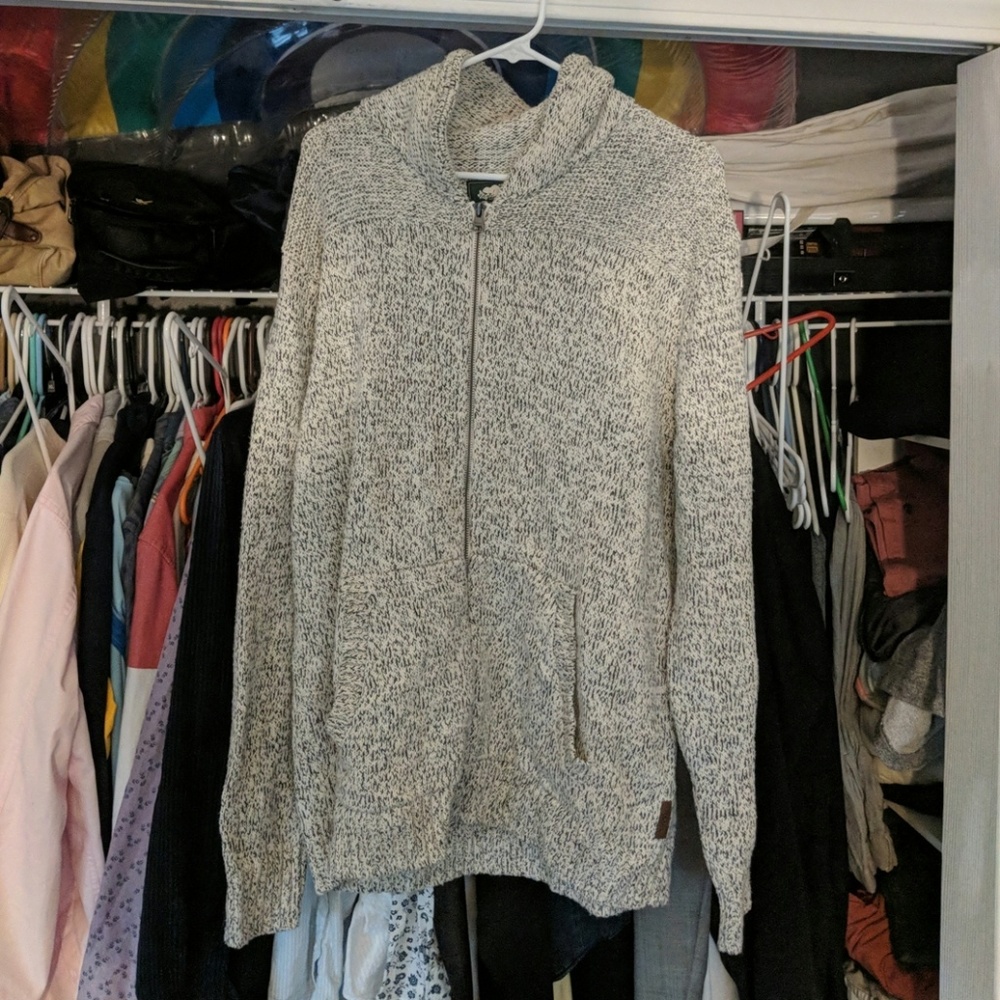 Roots zip up sweater